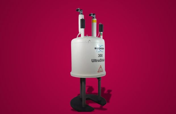 Image of the 300 MHz NMR spectrometer